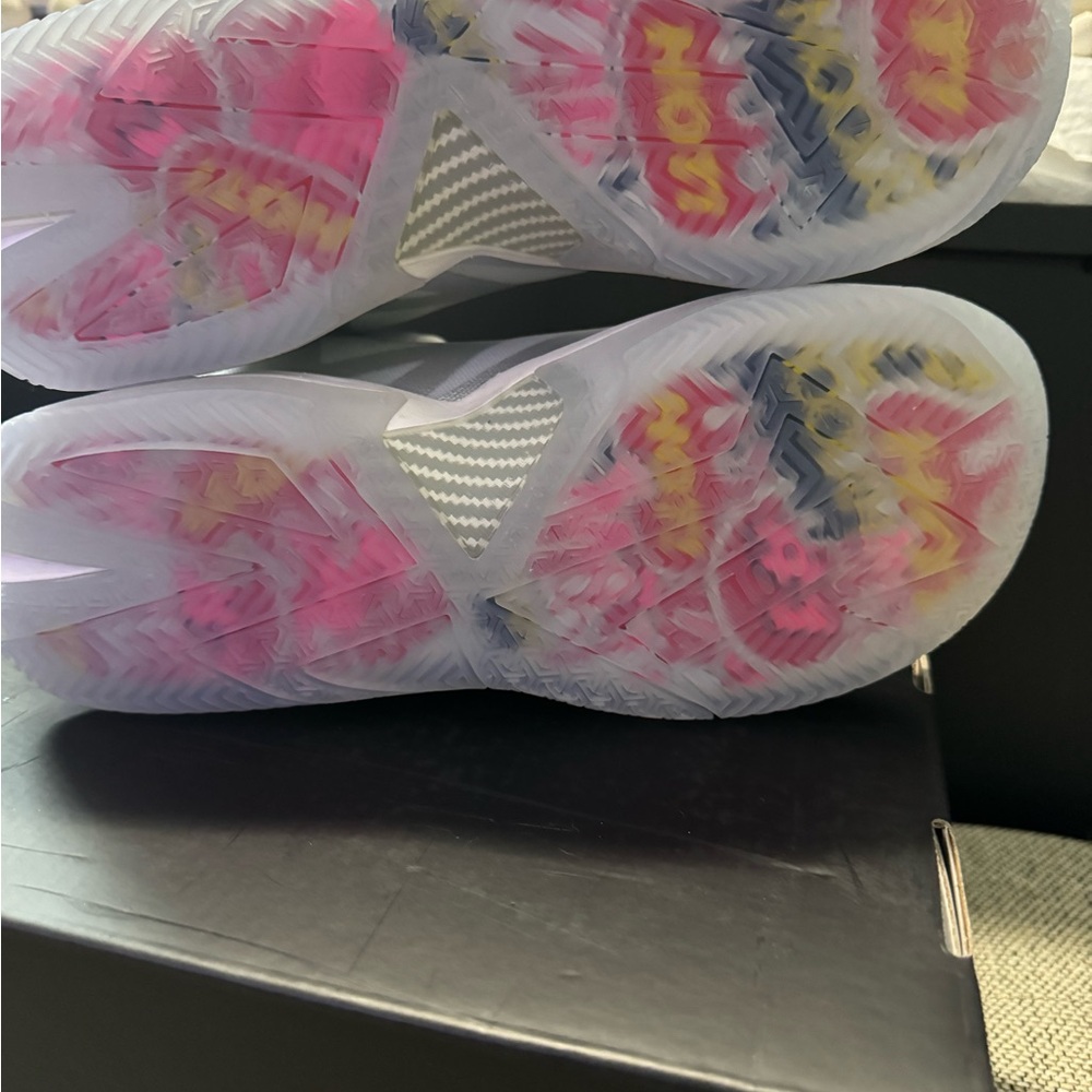 Moolah Women’s Basketball Shoes Size 7.5 - Picture 6 of 9